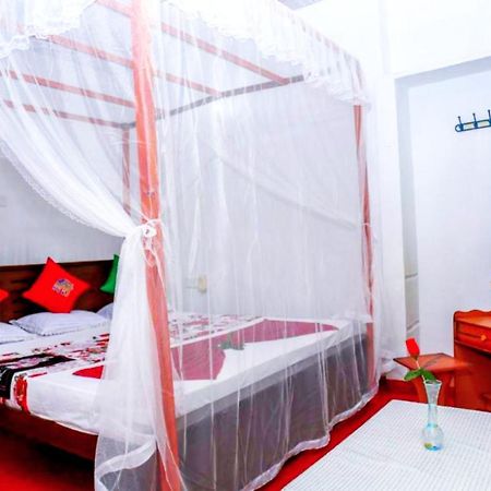 Happy Morning Bliss Bed & Breakfast มิริสซา ภายนอก รูปภาพ