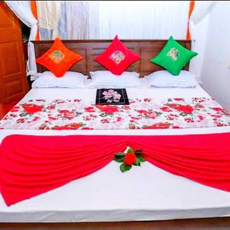 Happy Morning Bliss Bed & Breakfast มิริสซา ภายนอก รูปภาพ