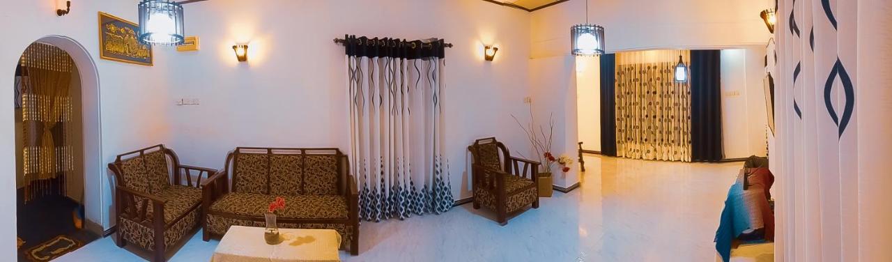 Happy Morning Bliss Bed & Breakfast มิริสซา ภายนอก รูปภาพ