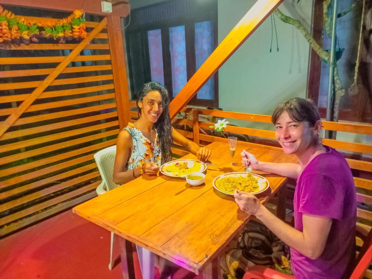 Happy Morning Bliss Bed & Breakfast มิริสซา ภายนอก รูปภาพ